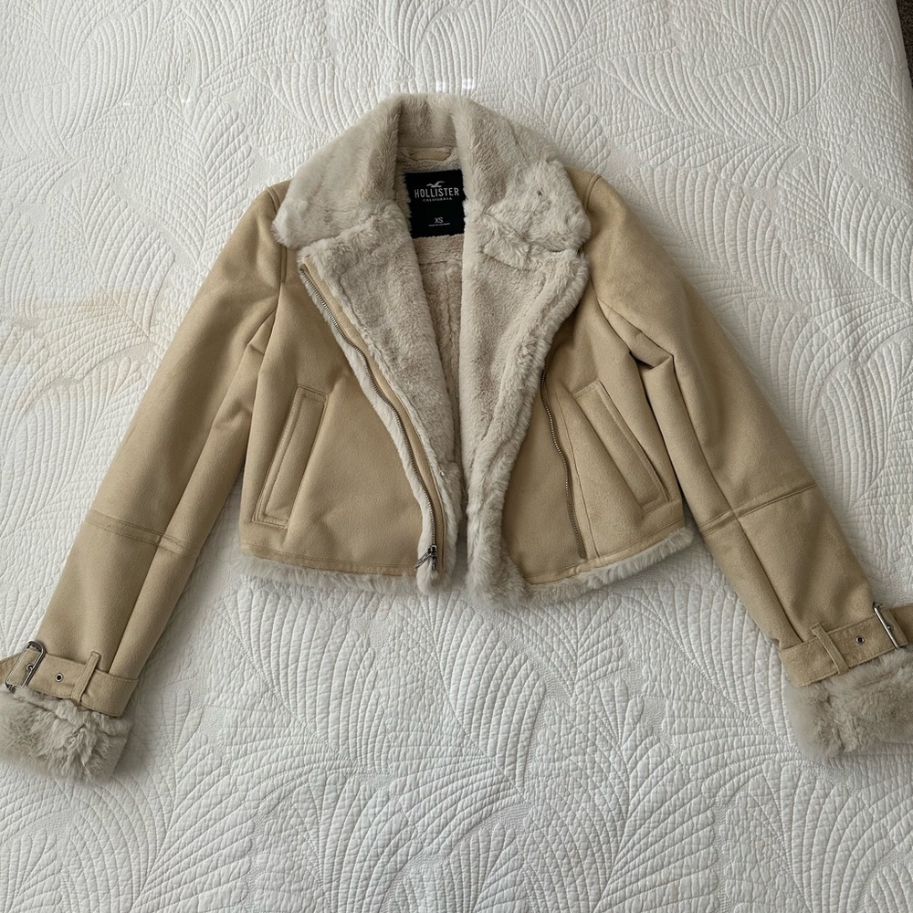 Hollister Crop Shearling Jacket